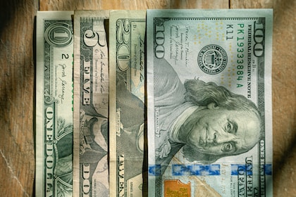 100 us dollar bill